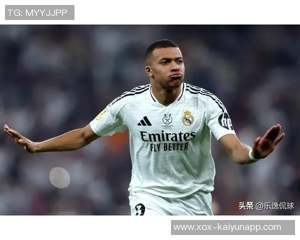 姆巴佩盛赞C罗称其为皇马第一人并视其为榜样与楷模 姆巴佩盛赞C罗称其为皇马第一人并视其为榜样与楷模