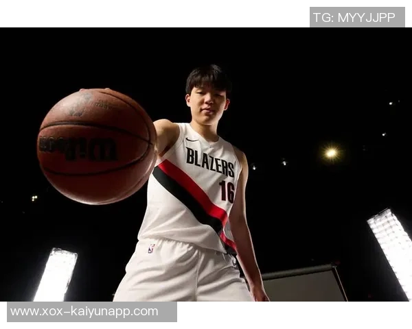 次节能否逆转开拓者首节领先勇士三分杨瀚森未能登场引发关注